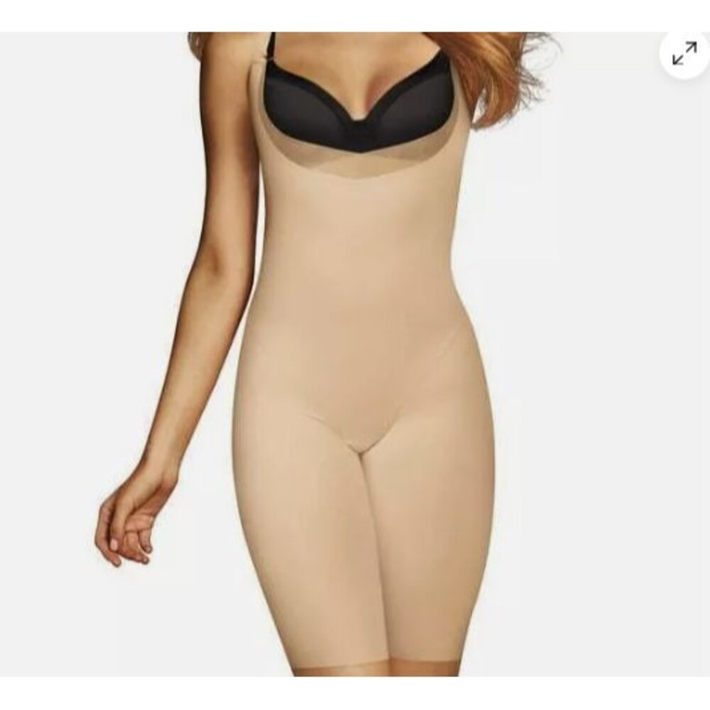 Maidenform Flexees Womens Ultra Firm Singlet FL0048 size Large Nude Shapewear